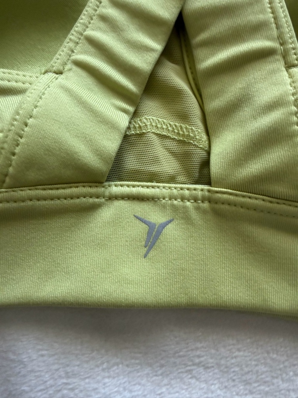 Old Navy Lime Green Crossback Sports Bra - Picture 4 of 4